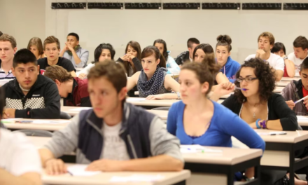 El IEF firmó convenios con la UMET y el Instituto de Humanidades y Ciencias Sociales de Mar del Plata